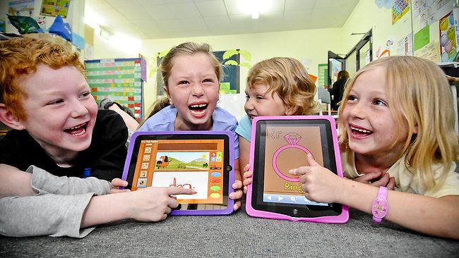 children using ipad apps
