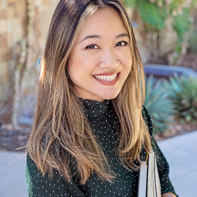 Alicia Profile Image