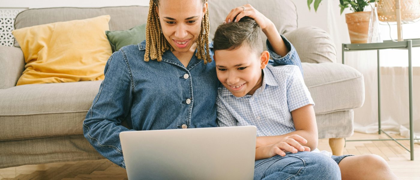 How Parents Can Use AI to Support Speech Therapy Progress at Home